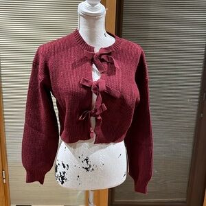 Cropped Burgundy Bow Sweater - size XS
